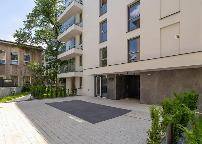 Krowoderska Apartment With Balcony Near City Center By Rent Like Home